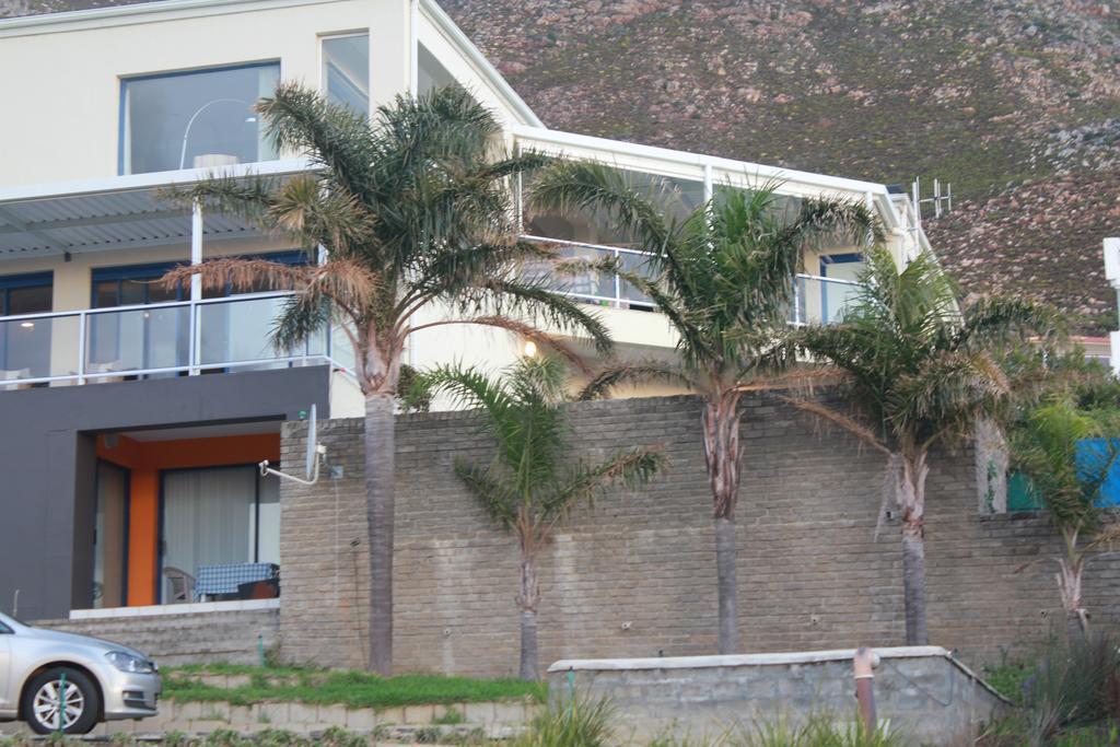 Merci Pere Gordons Bay Exterior photo