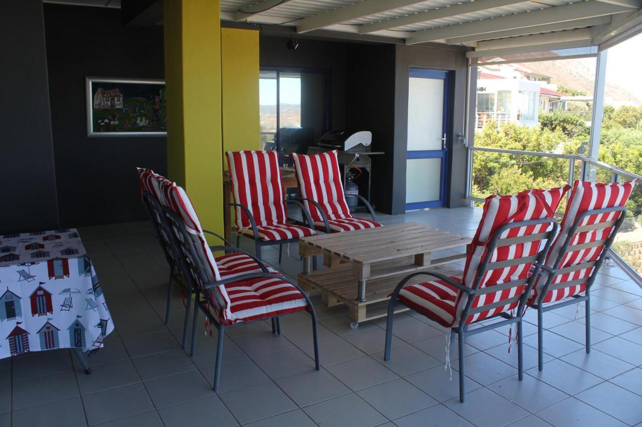 Merci Pere Gordons Bay Exterior photo